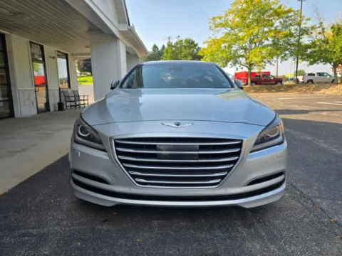 More photos of 2015 Hyundai Genesis 3.8 Sedan 4D at Good Wheels, OH
