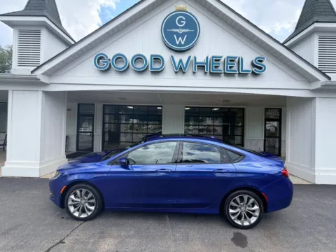 Blue 2015 Chrysler 200 S Sedan 4D for sale in Liverpool, OH