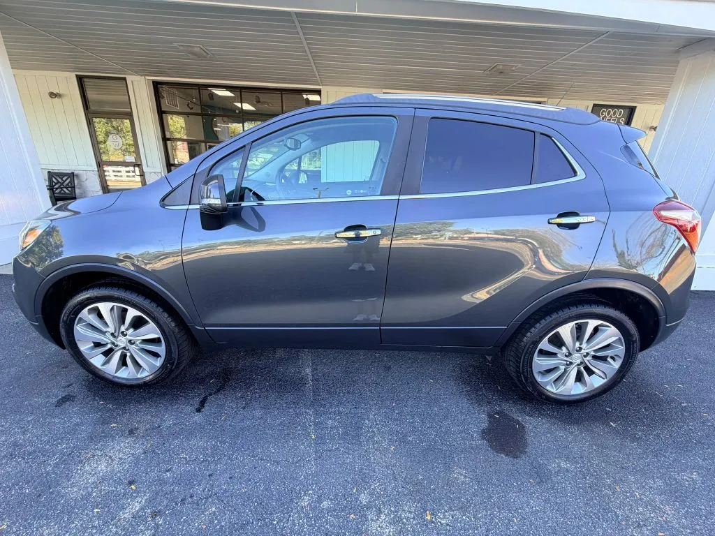 Buick Encore photo 2