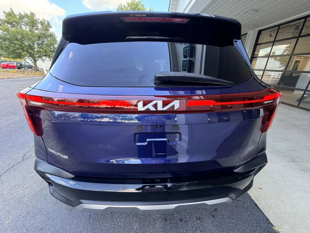 Kia Seltos photo 5