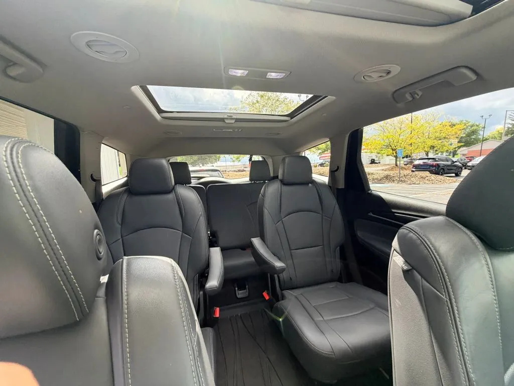 2019 Buick Enclave Essence - Photo 11