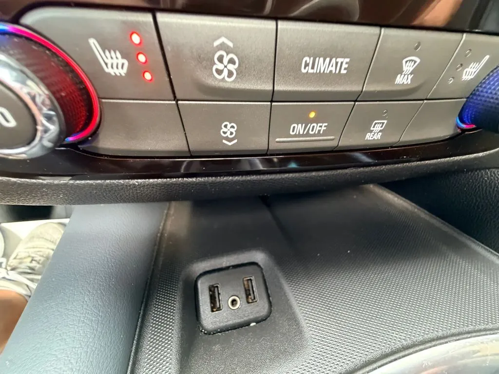 2019 Buick Enclave Essence - Photo 26