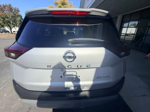 More photos of 2021 Nissan Rogue SV Sport Utility 4D at Good Wheels, OH
