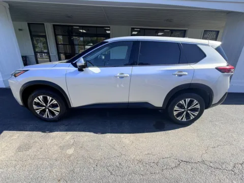 Photos of 2021 Nissan Rogue SV Sport Utility 4D for sale in Liverpool, OH at Good Wheels