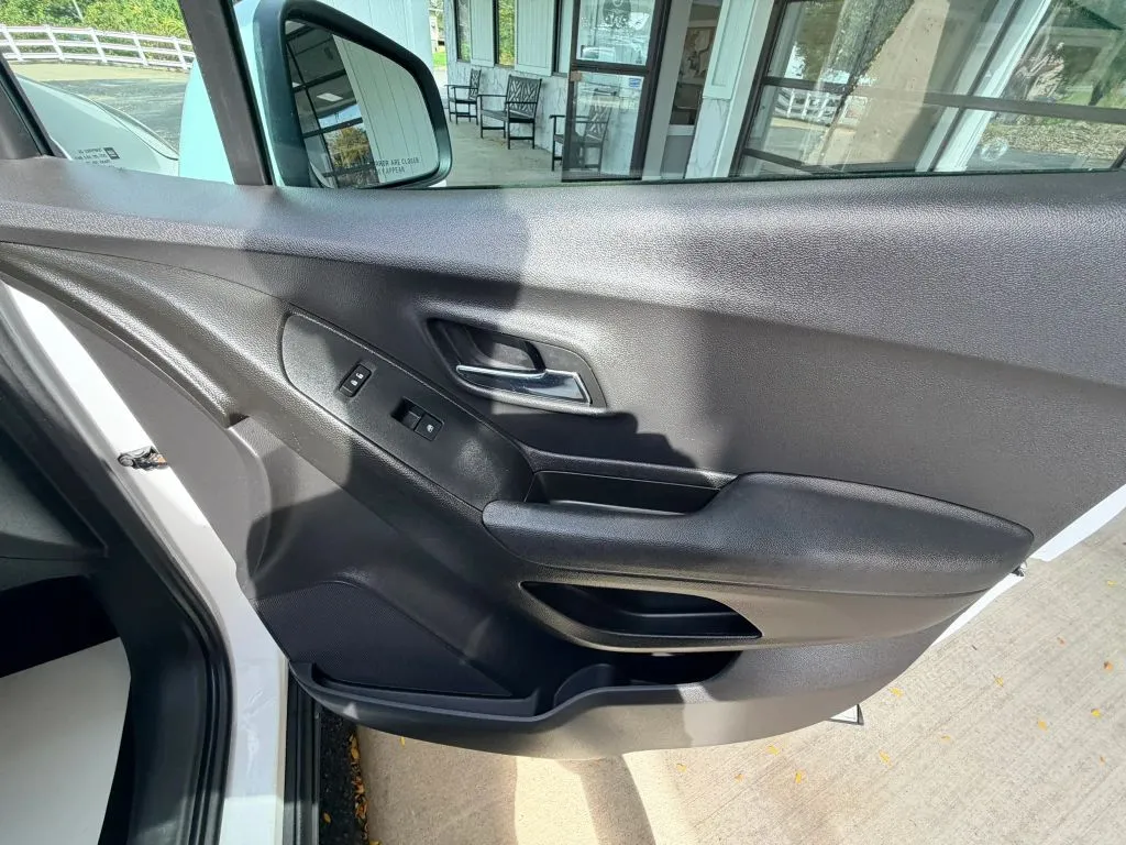 Chevrolet Trax photo 11
