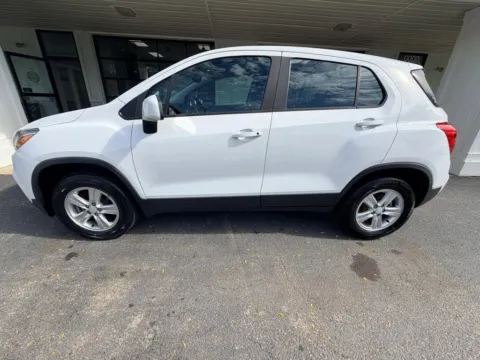 Photos of 2019 Chevrolet Trax LS Sport Utility 4D for sale in Liverpool, OH at Good Wheels