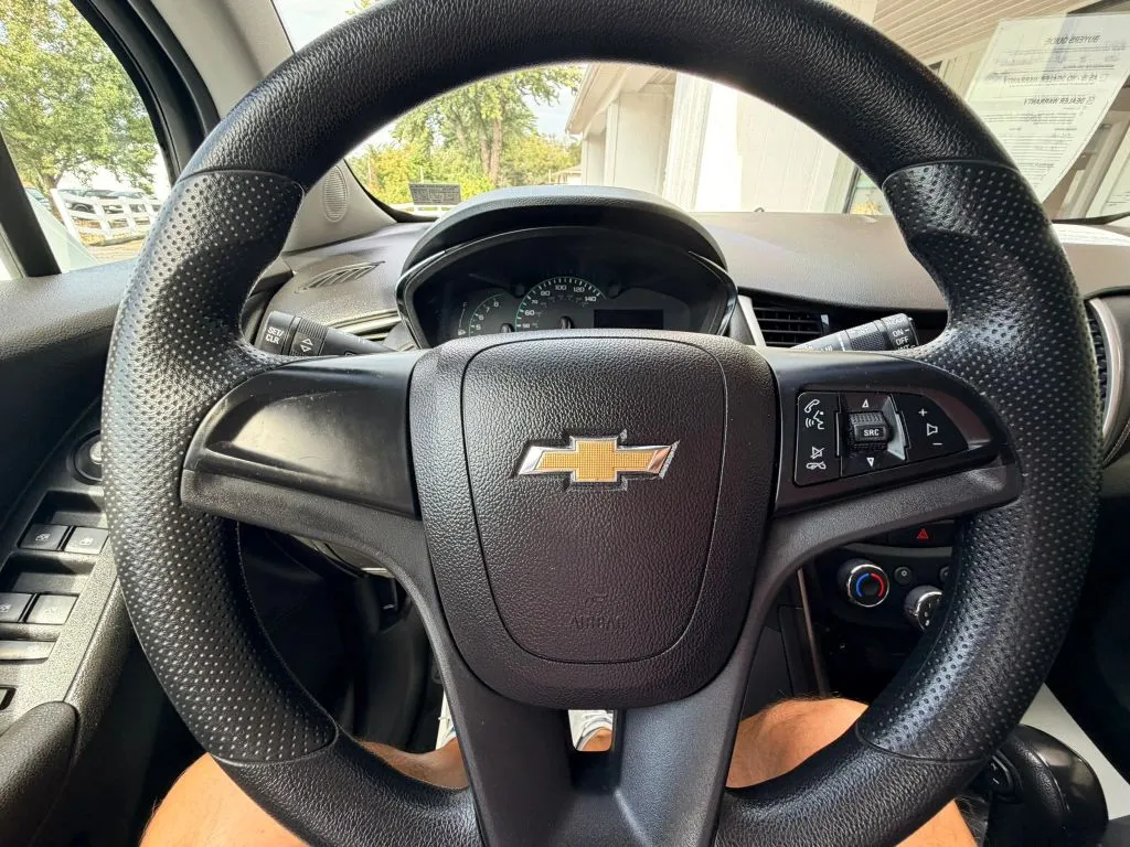 Chevrolet Trax photo 16