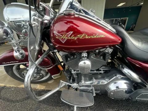Another view of 2008 HARLEY DAVIDSON ROAD KING for sale in Liverpool, OH at Good Wheels
