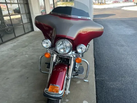 Another view of 2009 HARLEY DAVIDSON FLHTC for sale in Liverpool, OH at Good Wheels