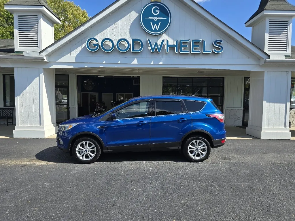 2017 Ford Escape SE for sale in Liverpool, OH