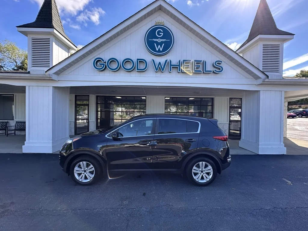 2017 Kia Sportage LX for sale in Liverpool, OH