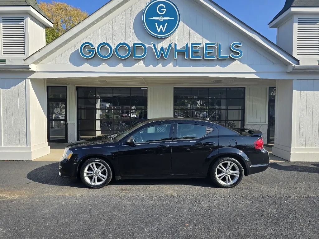 2014 Dodge Avenger SE for sale in Liverpool, OH