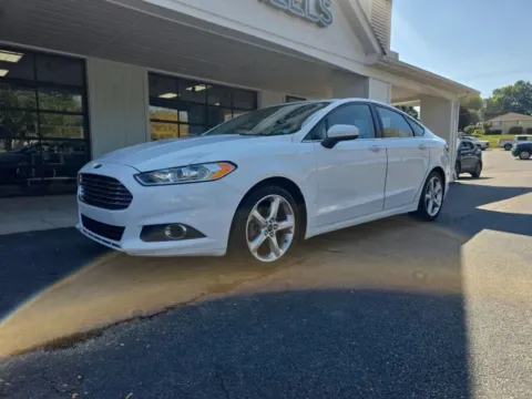 Another view of 2016 Ford Fusion S Sedan 4D for sale in Liverpool, OH at Good Wheels