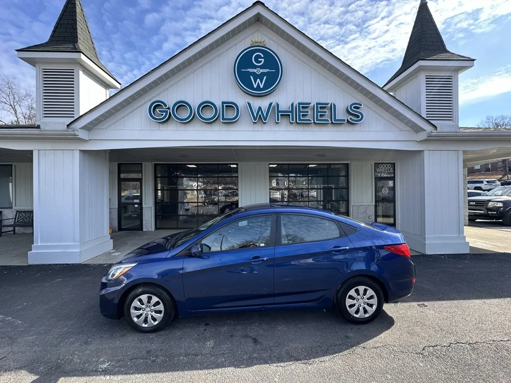2017 Hyundai Accent SE for sale in Liverpool, OH