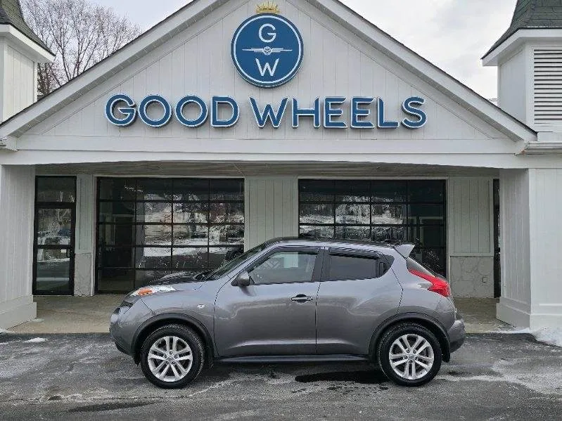 2014 Nissan Juke SV for sale in Liverpool, OH