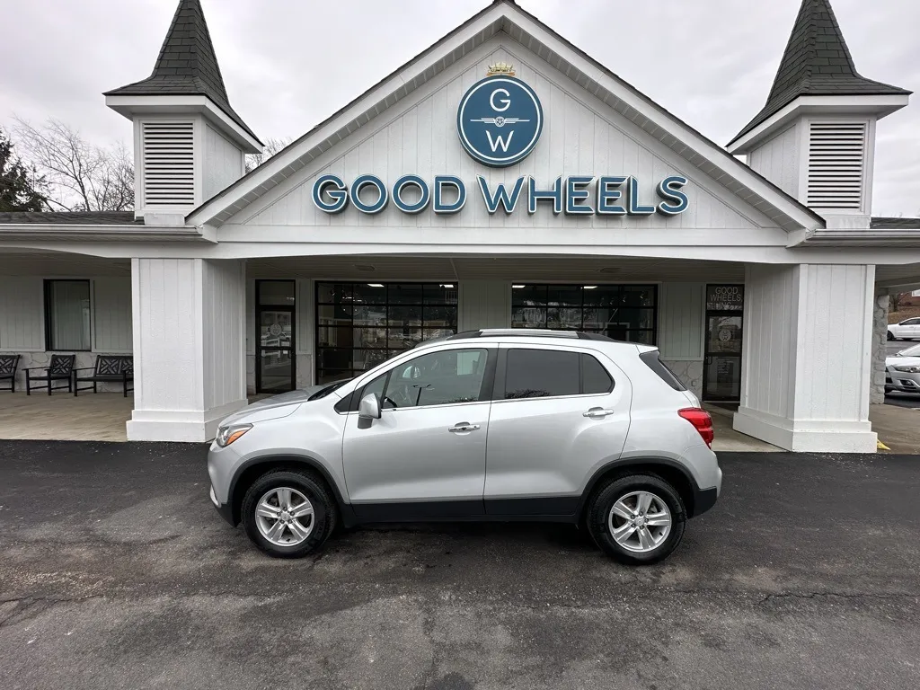 2018 Chevrolet Trax LT for sale in Liverpool, OH
