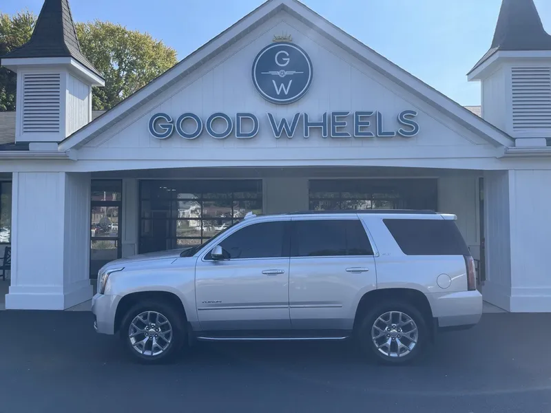 2015 GMC Yukon SLT for sale in Liverpool, OH