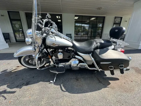 Photos of 2003 HARLEY DAVIDSON FLHRCI for sale in Liverpool, OH at Good Wheels