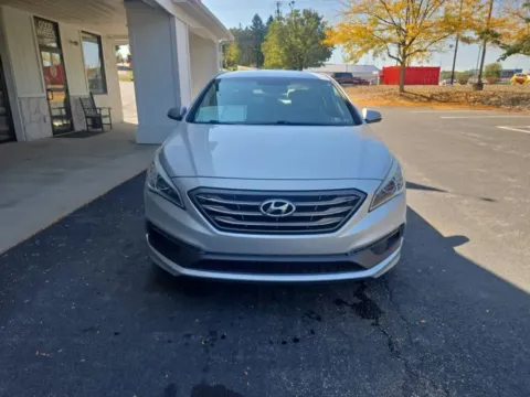 More photos of 2016 Hyundai Sonata Sport Sedan 4D at Good Wheels, OH