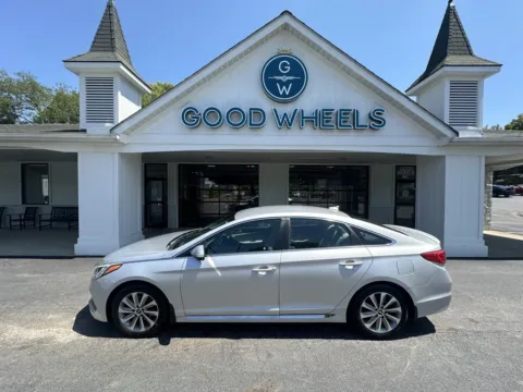 Silver 2016 Hyundai Sonata for sale in Liverpool, OH