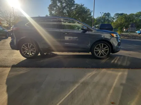 More photos of 2019 Ford Edge Titanium Sport Utility 4D at Good Wheels, OH