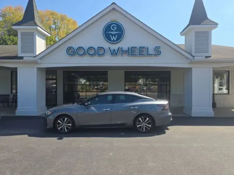 Gray 2019 Nissan Maxima SV Sedan 4D for sale in Liverpool, OH