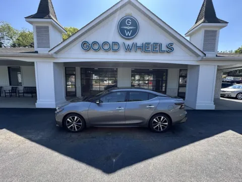 Gray 2019 Nissan Maxima 3.5 SV for sale in Liverpool, OH