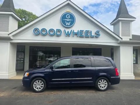 Blue 2014 Chrysler Town & Country Touring for sale in Liverpool, OH