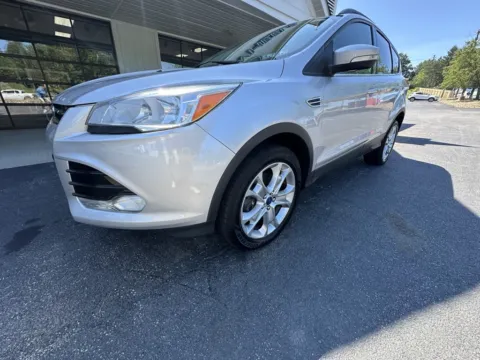 Another view of 2013 Ford Escape SEL for sale in Liverpool, OH at Good Wheels