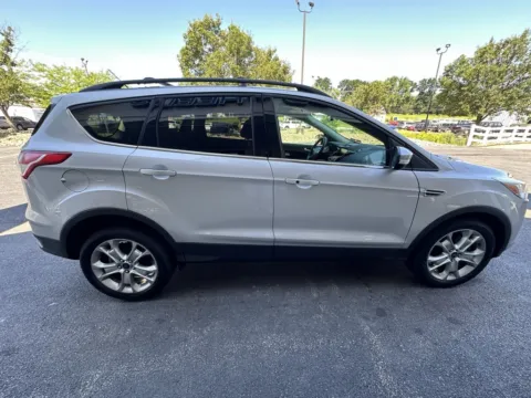 More photos of 2013 Ford Escape SEL at Good Wheels, OH