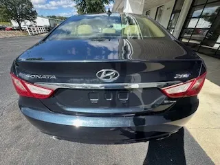 More photos of 2012 Hyundai Sonata Limited at Good Wheels, OH