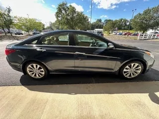 More photos of 2012 Hyundai Sonata Limited at Good Wheels, OH