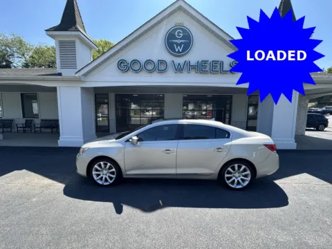 Silver 2013 Buick LaCrosse Touring Group for sale in Liverpool, OH