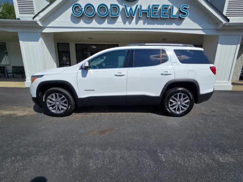 White 2019 GMC Acadia SLE-2 for sale in Liverpool, OH