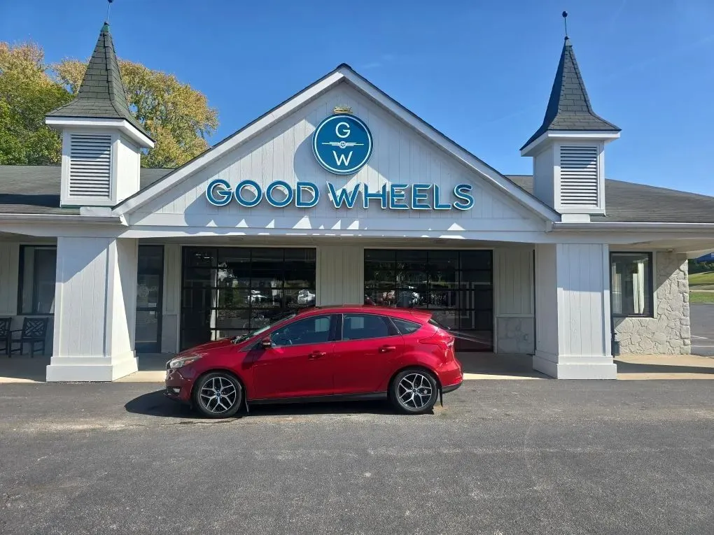 2017 Ford Focus SEL Hatchback 4D for sale in Liverpool, OH