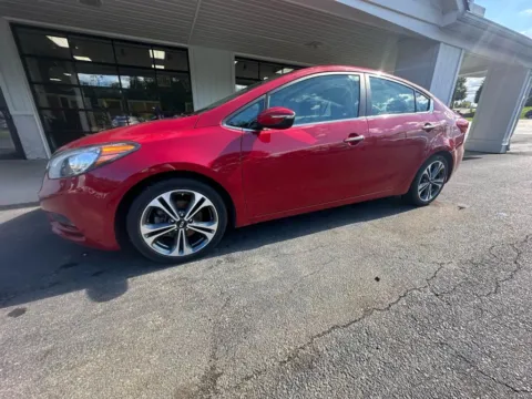 Photos of 2015 Kia Forte EX Sedan 4D for sale in Liverpool, OH at Good Wheels