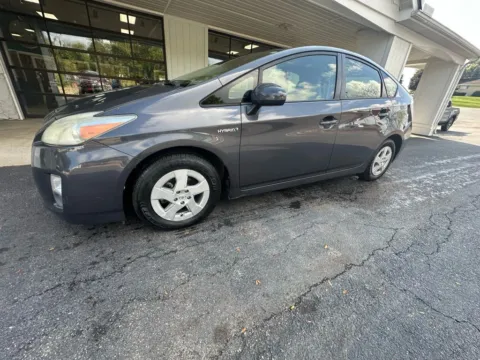 Photos of 2011 Toyota Prius Two Hatchback 4D for sale in Liverpool, OH at Good Wheels