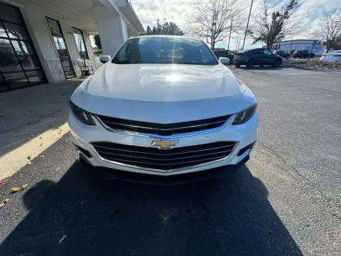 Another view of 2018 Chevrolet Malibu LT Sedan 4D for sale in Liverpool, OH at Good Wheels