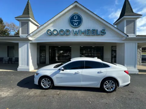 White 2018 Chevrolet Malibu LT Sedan 4D for sale in Liverpool, OH