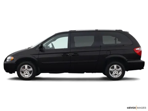Black 2005 Dodge Grand Caravan Passenger SXT Minivan 4D for sale in Liverpool, OH