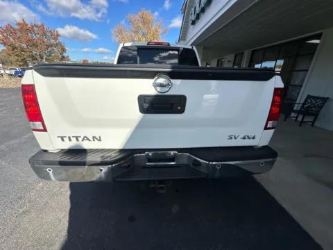 More photos of 2013 Nissan Titan Crew Cab SV Pickup 4D 5 1/2 ft at Good Wheels, OH