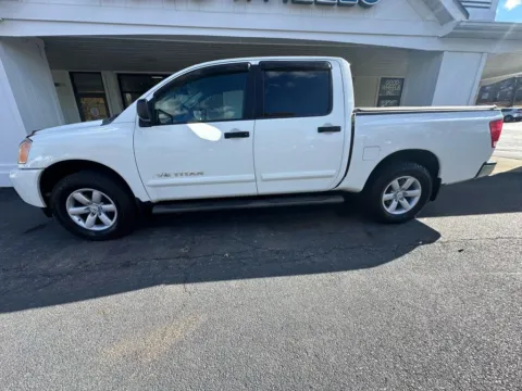 Photos of 2013 Nissan Titan Crew Cab SV Pickup 4D 5 1/2 ft for sale in Liverpool, OH at Good Wheels