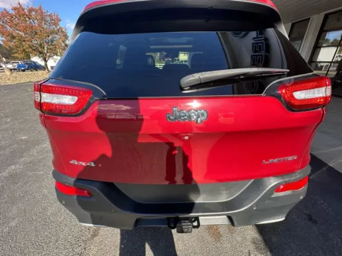 More photos of 2016 Jeep Cherokee Limited Sport Utility 4D at Good Wheels, OH