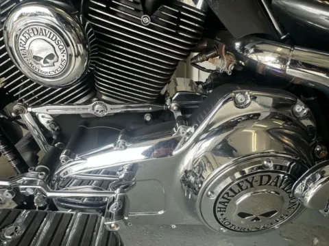 Another view of 2007 HARLEY DAVIDSON FLHX STREET GLIDE for sale in Liverpool, OH at Good Wheels