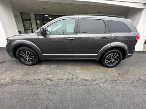 Photos of 2018 Dodge Journey SE Sport Utility 4D for sale in Liverpool, OH at Good Wheels