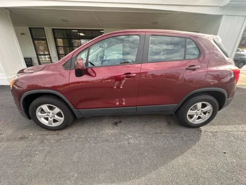 Photos of 2016 Chevrolet Trax LS Sport Utility 4D for sale in Liverpool, OH at Good Wheels