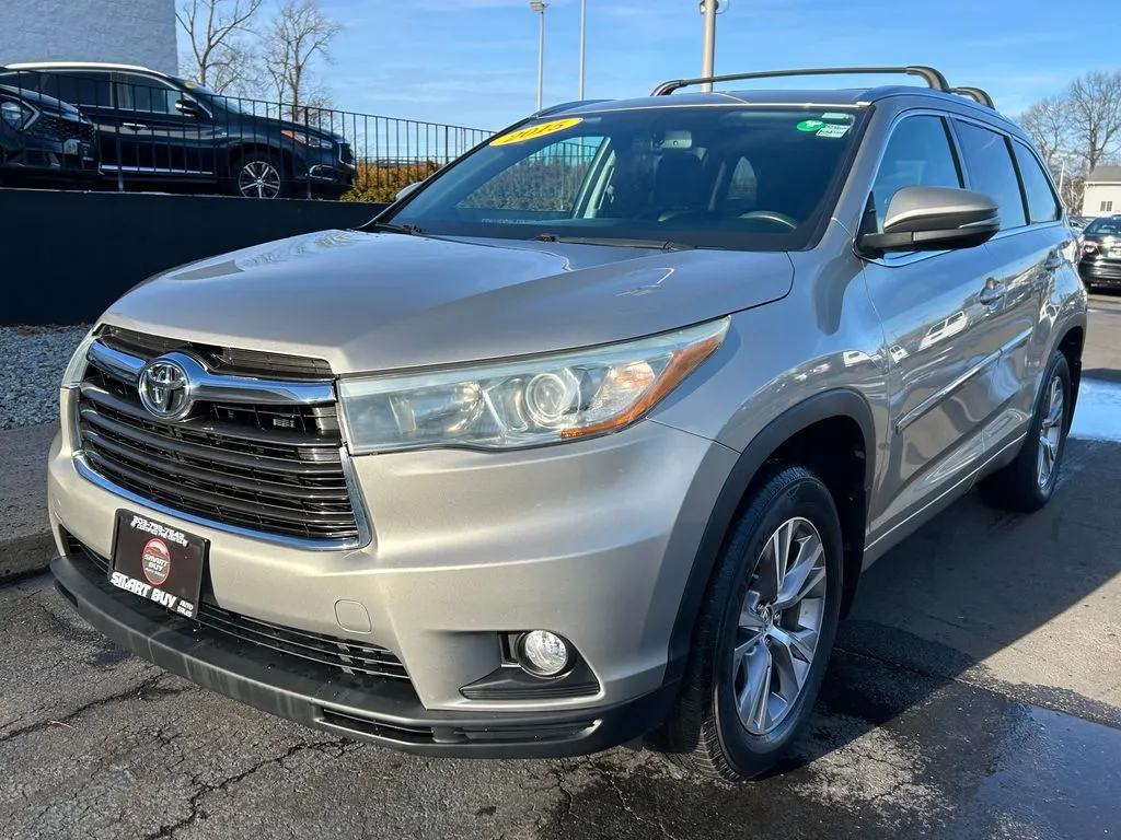 2015 Toyota Highlander XLE's photo