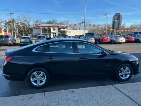 More photos of 2024 Chevrolet Malibu LT at Smart Buy Auto Sales, CT