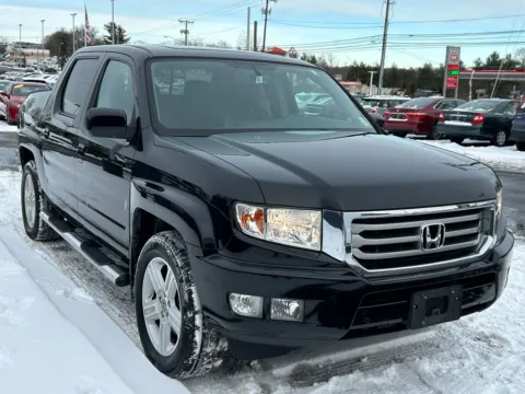More photos of 2013 Honda Ridgeline RTL at Smart Buy Auto Sales, CT