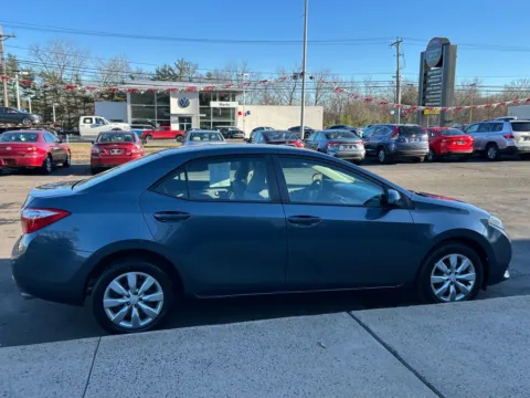 More photos of 2016 Toyota Corolla LE at Smart Buy Auto Sales, CT